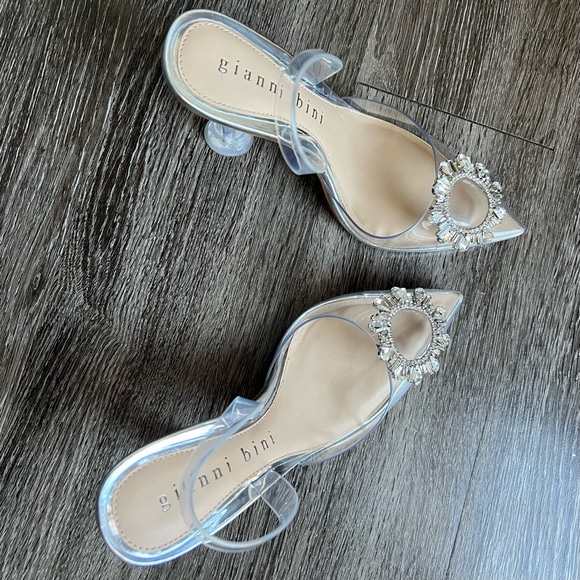 GIANNI BINI Vivyee Clear Rhinestone Sling Back Pointy Toe Heels - Picture 3 of 9